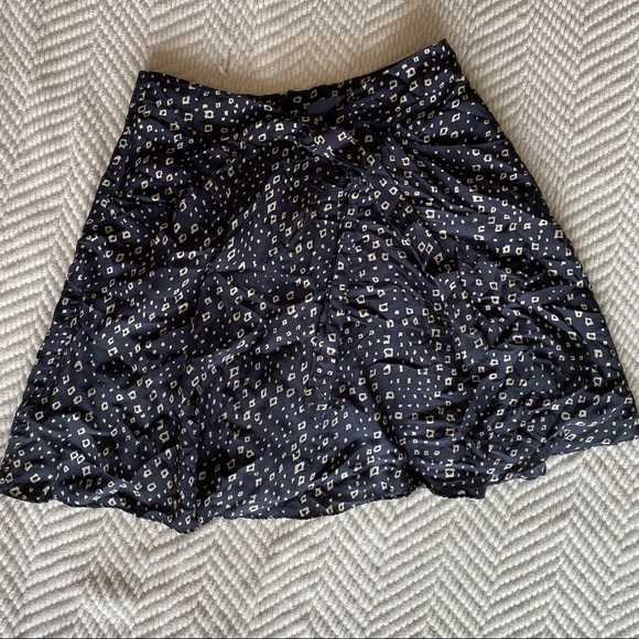 Anthro Lil 100% SILK SKIRT size 8 - Picture 3 of 9